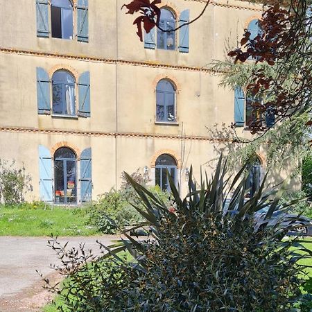 Manoir Du Haut Jusse Vezin-le-Coquet Exterior foto